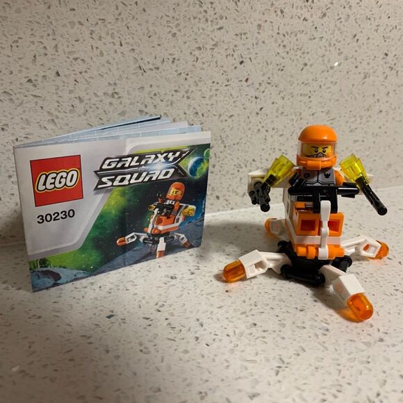 LEGO Galaxy Squad Mini Mech With Mini Figure Set 30230 - Picture 1 of 5
